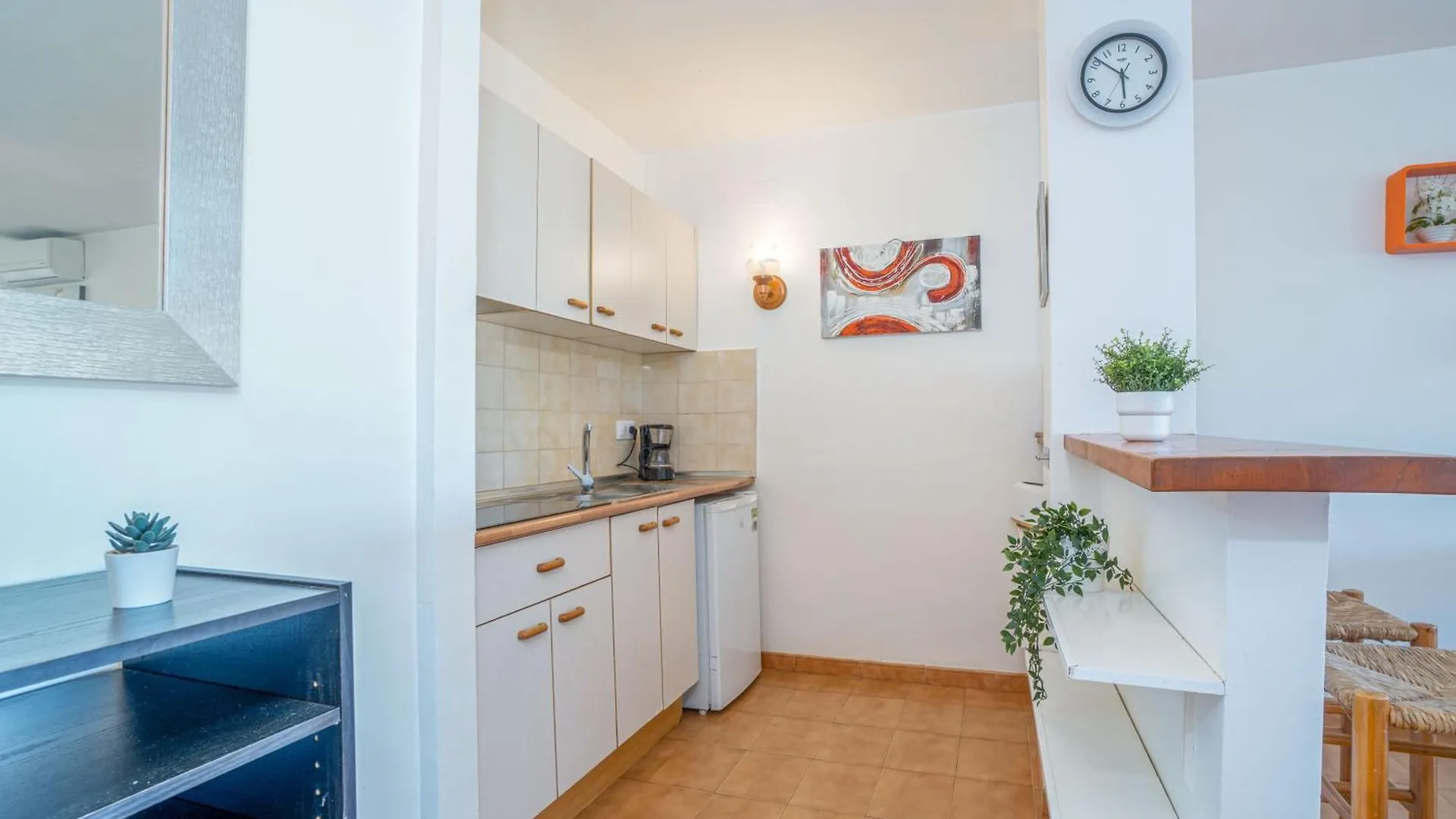 Basic Comfort Apartment Gran Reserva 0073 Empuriabrava 0*,  Spain