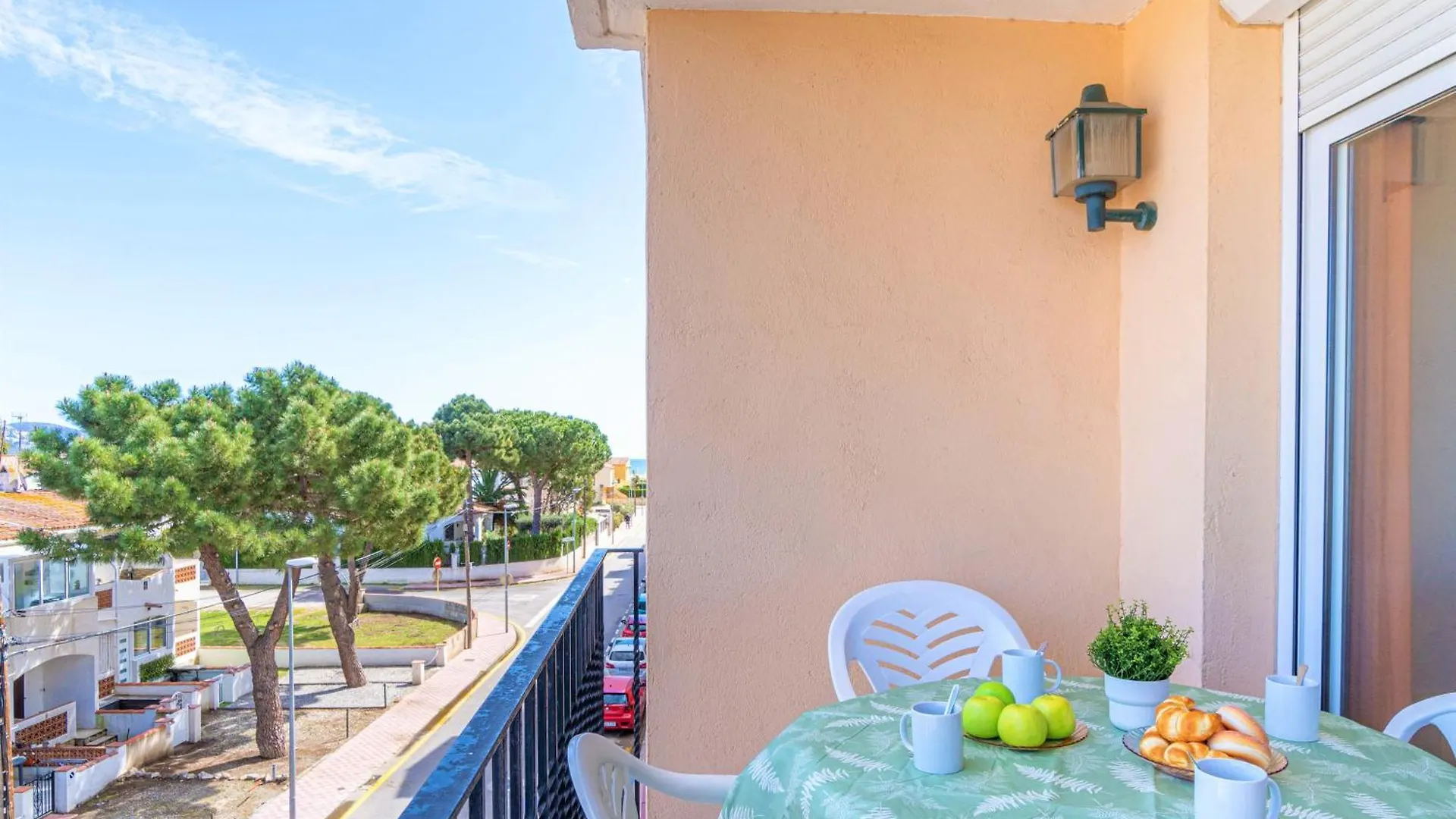 Basic Comfort Apartment Gran Reserva 0073 Empuriabrava Spain