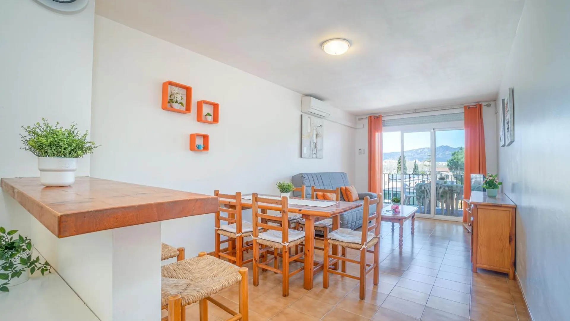 Basic Comfort Apartment Gran Reserva 0073 Empuriabrava 0*,